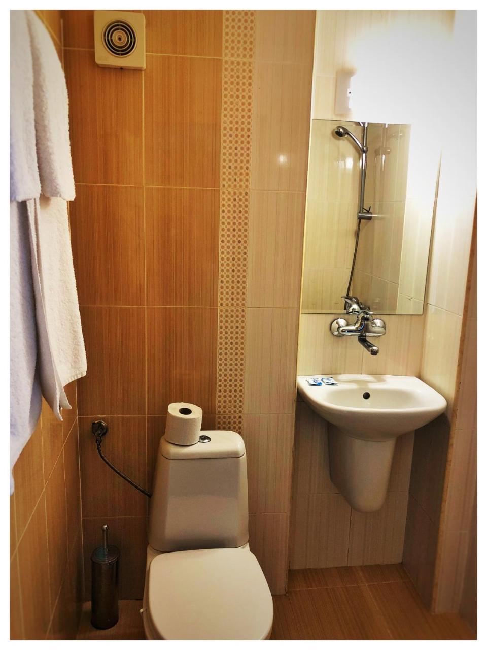 Hotel Rahovets Gorna Orjahovica Esterno foto